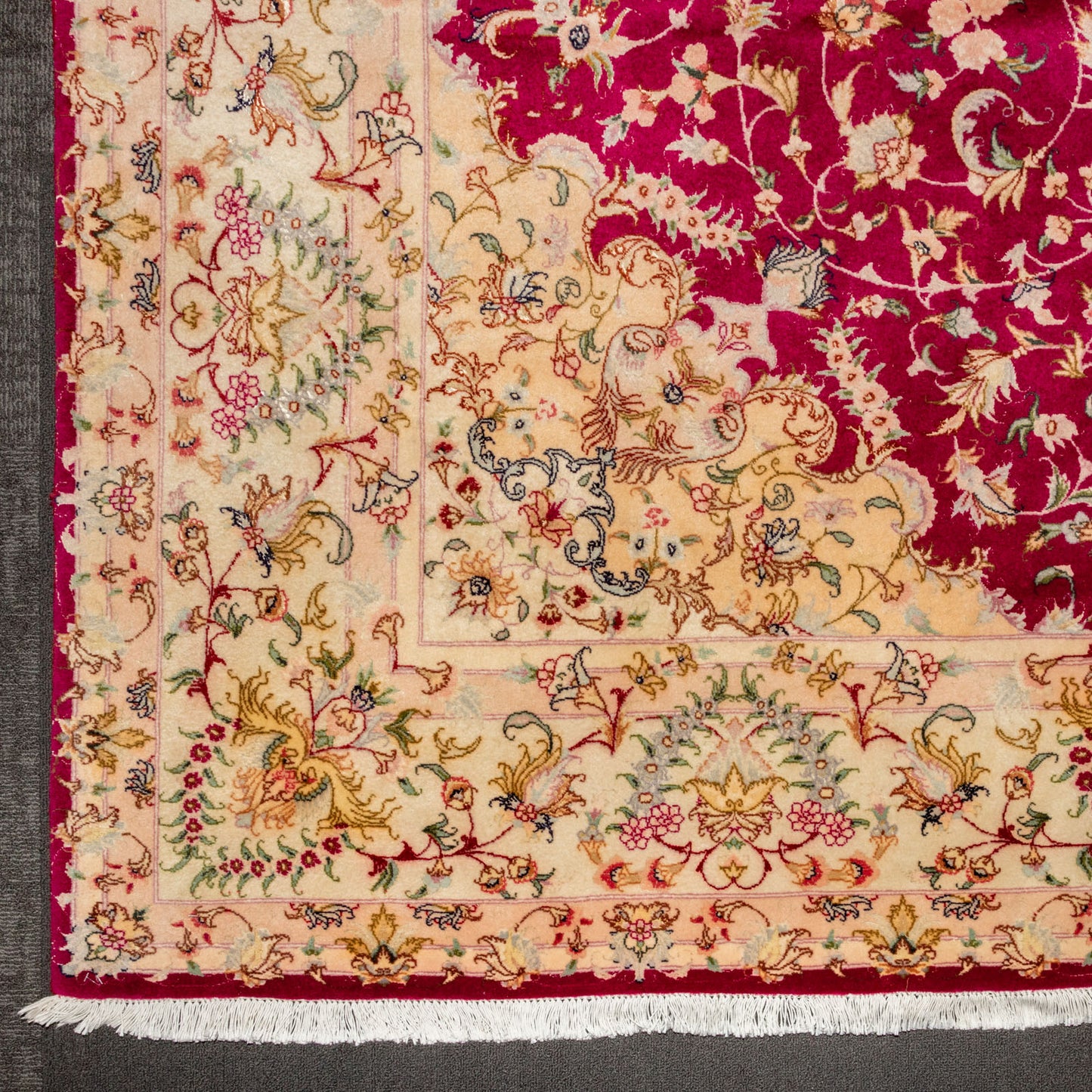 Tabriz Rug, Persia, 6.9 x 9.7