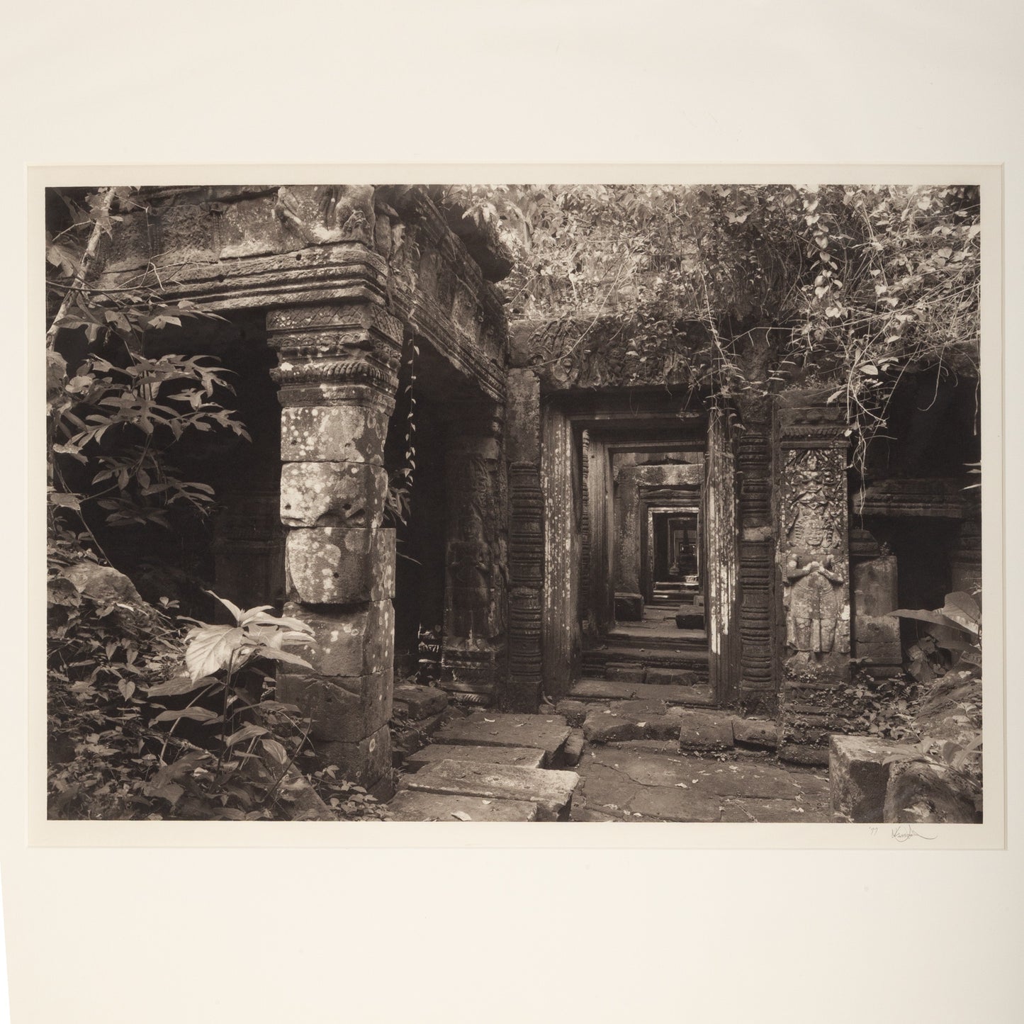 Kenro Izu. "Angar 199, Cambodia 1995," photograph