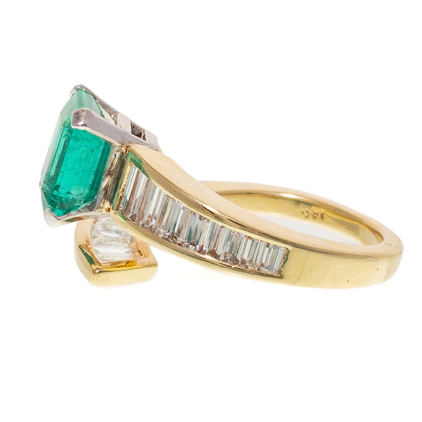 A 2.50 ct Emerald & Baguette Diamond Ring in 14K