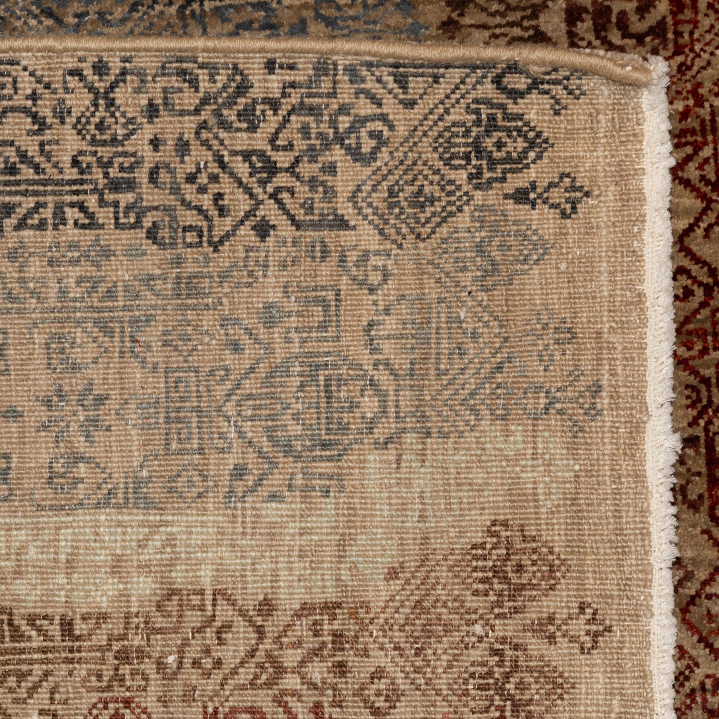 Modern Indian Rug, 4 x 5.11