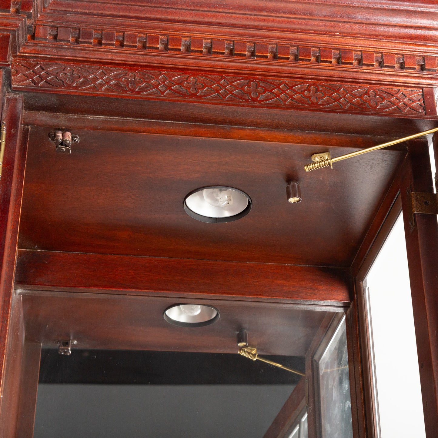 Bernhardt Mahogany Chippendale Style Breakfront