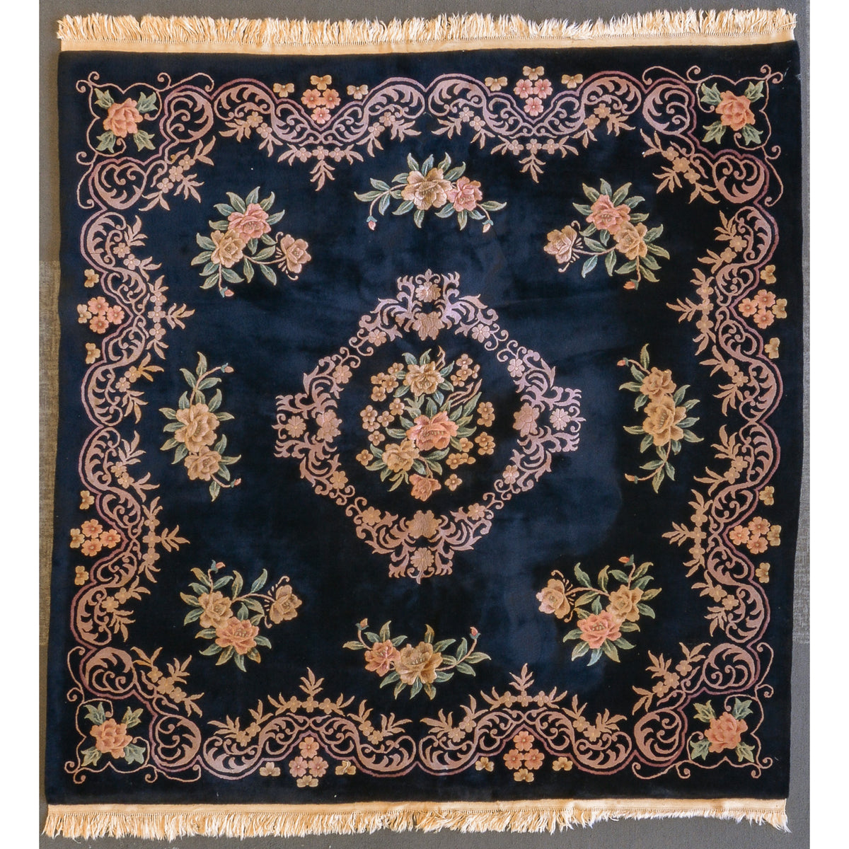 Modern Chinese Rug, China, 8.7 x 8.7