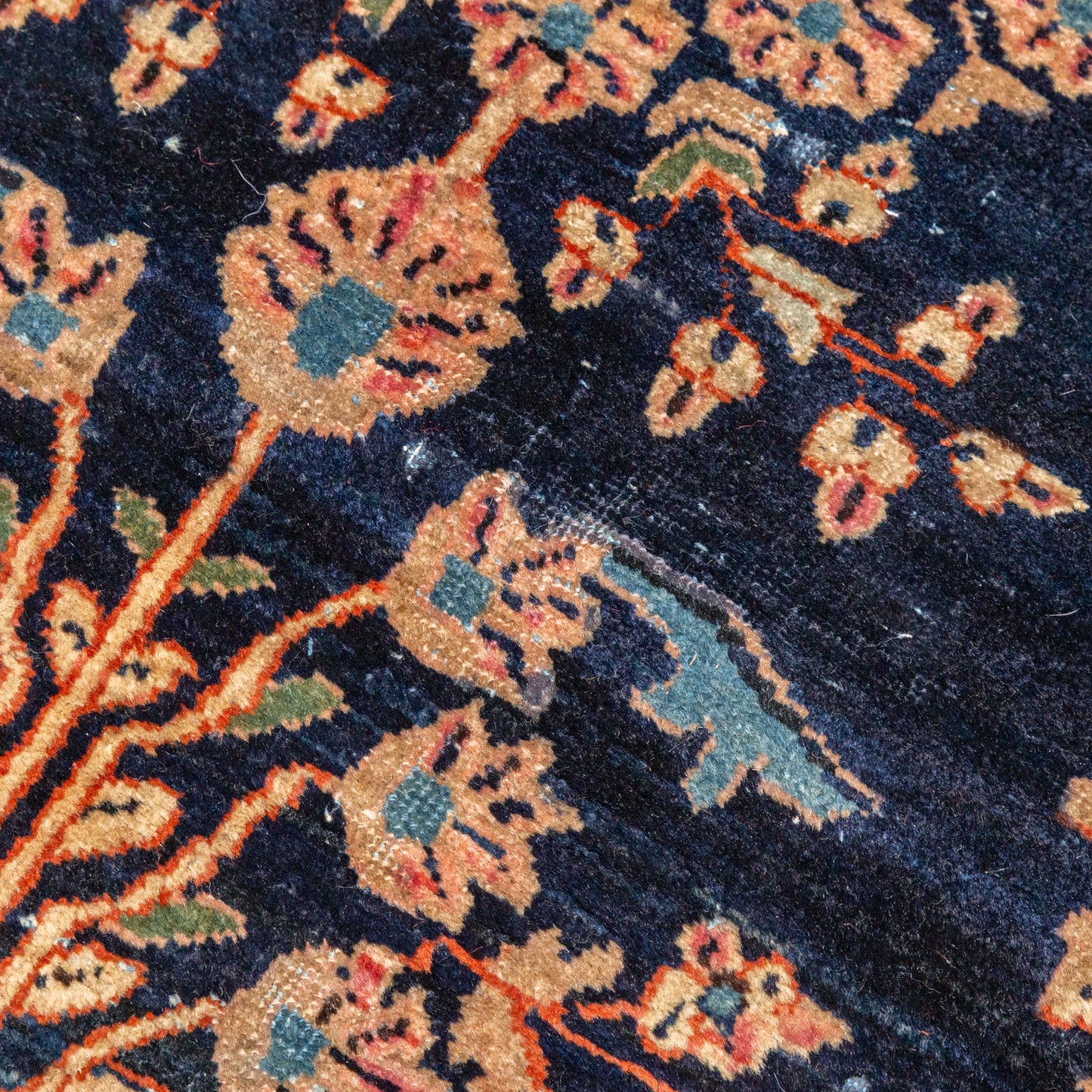 Antique Sarouk Rug, Persia, 4.3 x 6.4