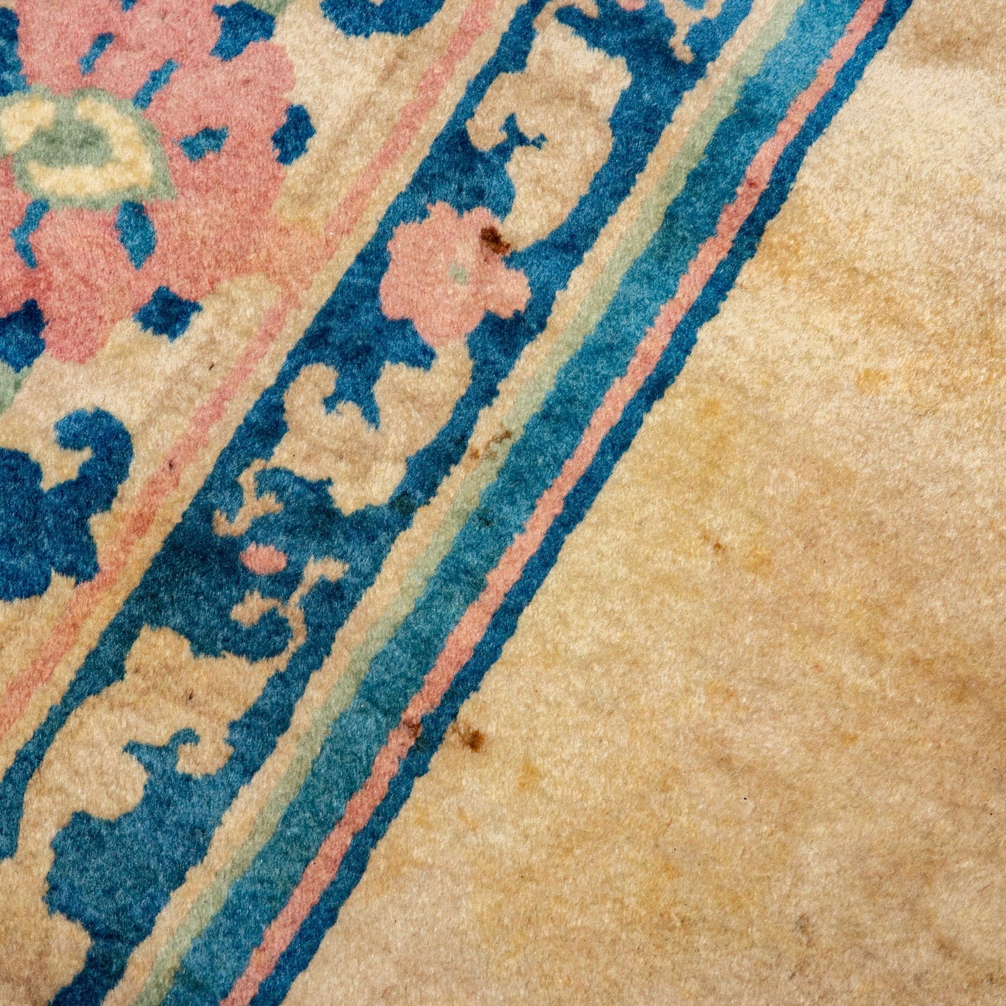 Semi-Antique Art Deco Chinese Rug, China, 8.10 x 11.7