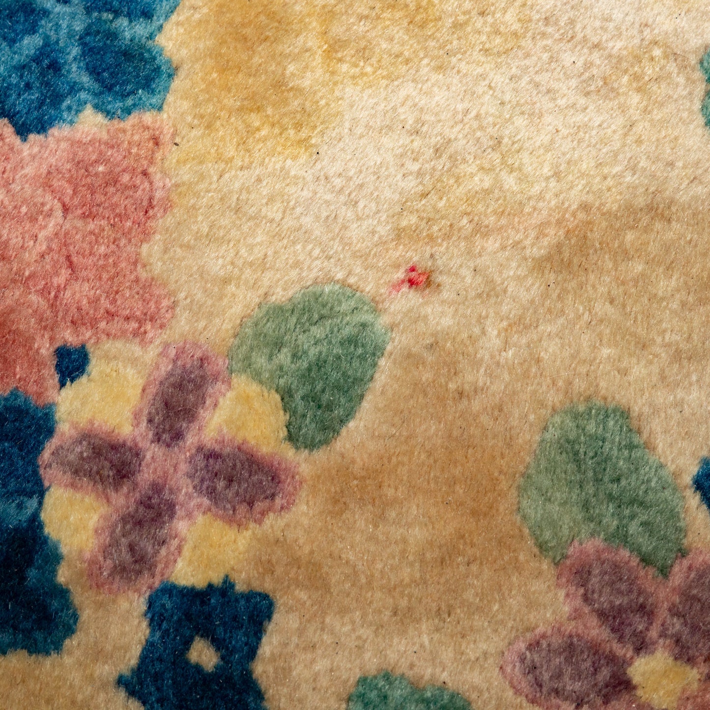 Semi-Antique Art Deco Chinese Rug, China, 8.10 x 11.7