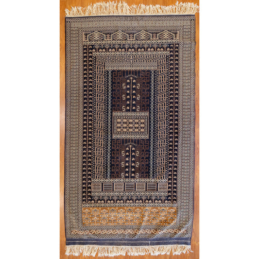 Four Seasons Turkeman Rug, 4.3 x 7.2