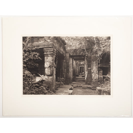 Kenro Izu. "Angar 199, Cambodia 1995," photograph