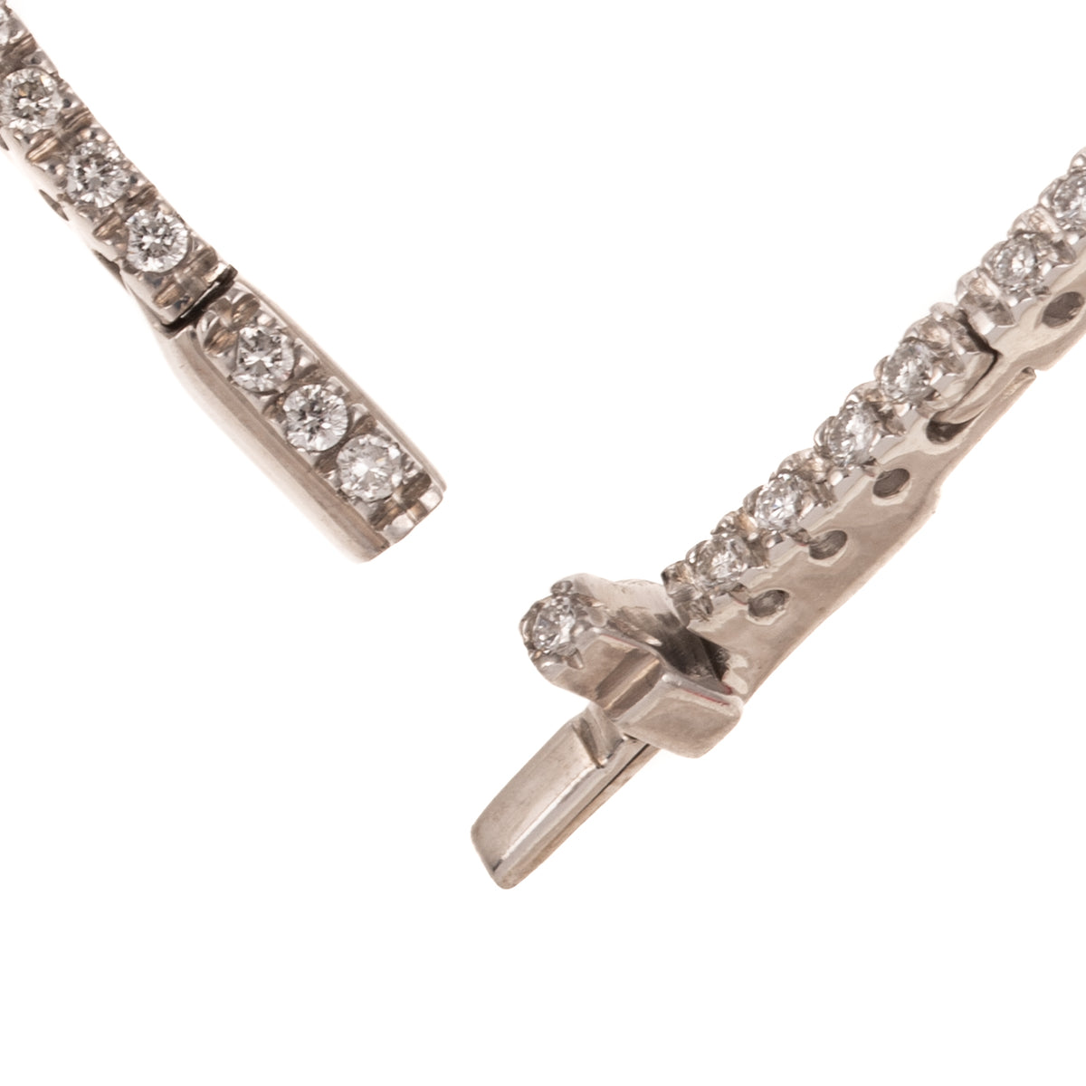 A GIA Fancy Colored Diamond Necklace in 18K