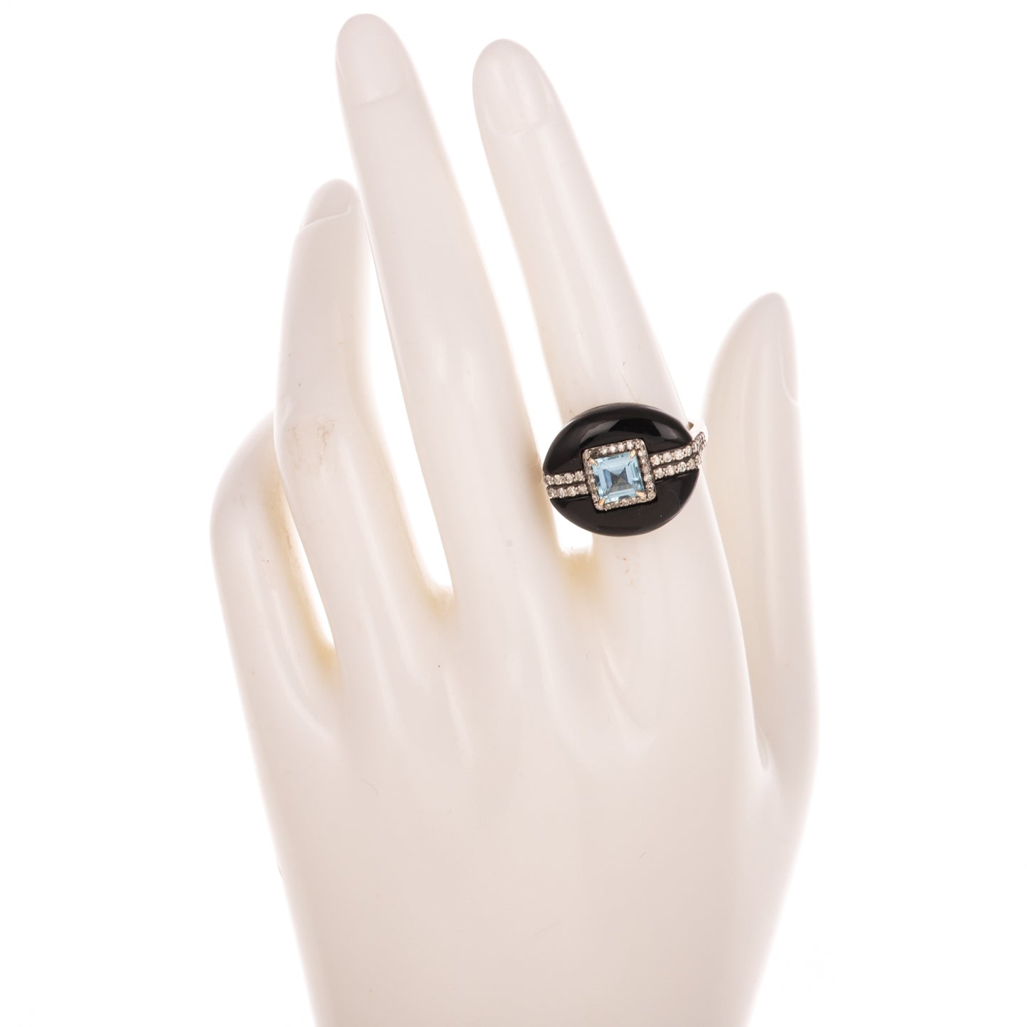 An Onyx & Aquamarine Ring in Sterling Silver
