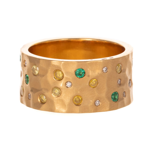 A Flush Set White & Yellow Diamond Band in 18K