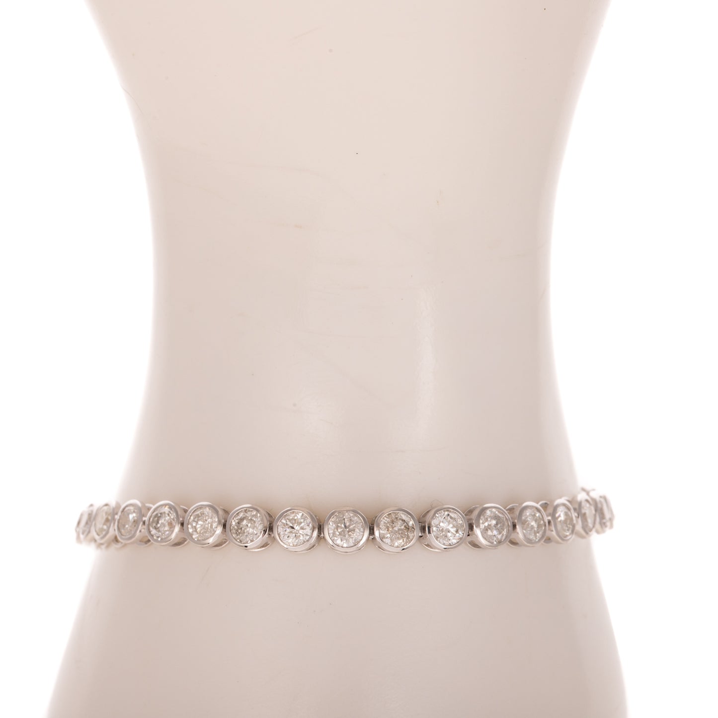 A 9.68 ctw Diamond Line Bracelet in Platinum