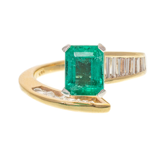 A 2.50 ct Emerald & Baguette Diamond Ring in 14K
